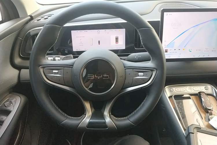 Used BYD Sealion 05 EV 2025 520 km Smart Cruise Version Steering Wheel