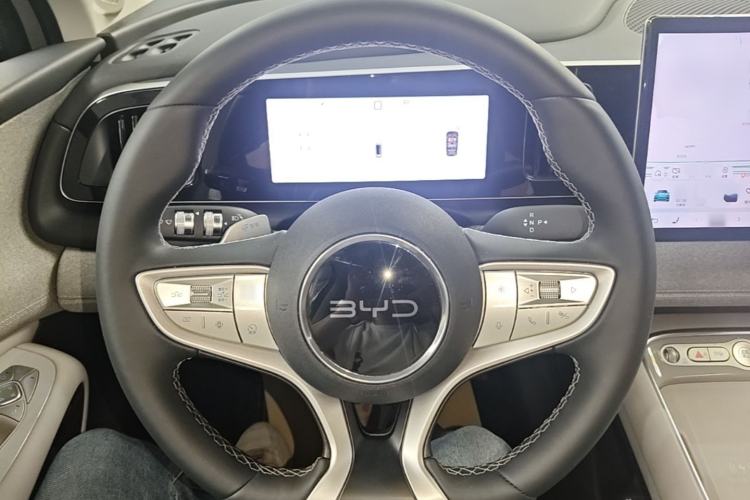 Used BYD Sealion 05 EV 2025 520 km Flagship SmartDrive Version Steering Wheel