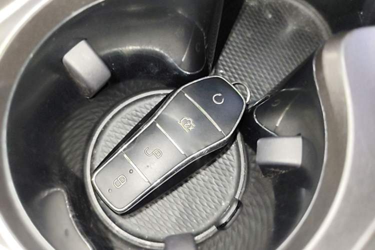 Used BYD Sealion 05 EV 2025 520 km Smart Cruise Version Vehicle Key