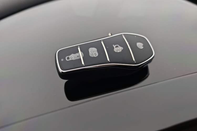 Used BYD Sealion 05 EV 2025 520 km Smart Cruise Version Vehicle Key