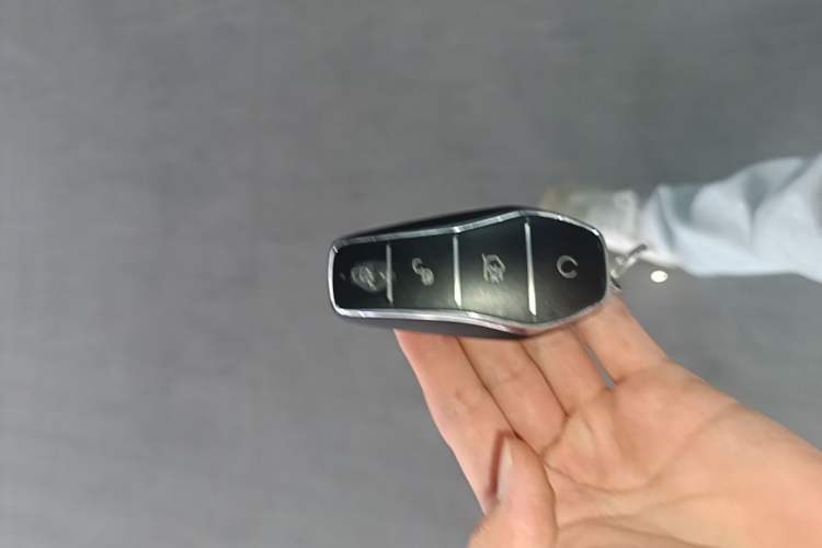 Used BYD Sealion 05 EV 2025 520 km Smart Cruise Version Vehicle Key
