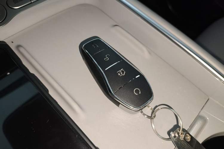 Used BYD Sealion 05 EV 2025 520 km Smart Cruise Version Vehicle Key