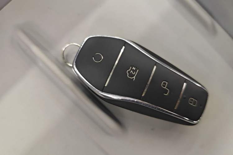 Used BYD Sealion 05 EV 2025 520 km Smart Cruise Version Vehicle Key