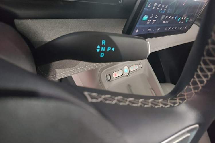 Used BYD Sealion 05 EV 2025 520 km Smart Cruise Version Gear Lever