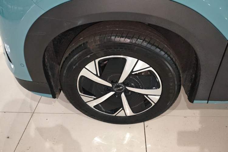 Used BYD Sealion 05 EV 2025 520 km Smart Cruise Version Left Front Wheel Hub