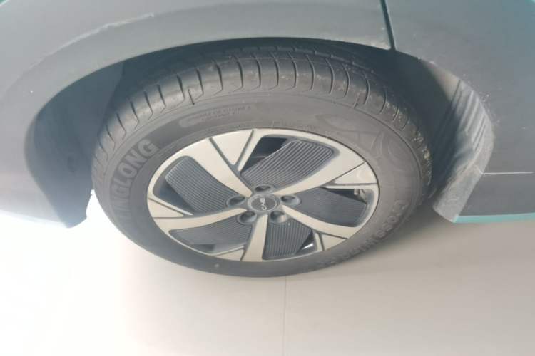Used BYD Sealion 05 EV 2025 520 km Smart Cruise Version Right Rear Wheel Hub