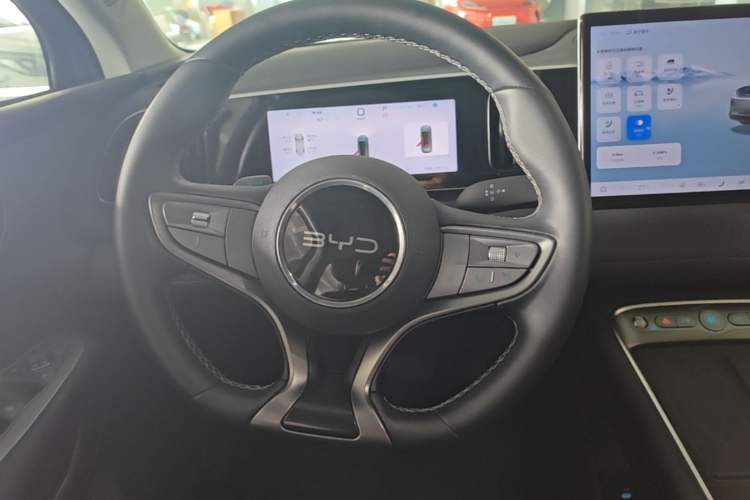 Used BYD Sealion 05 EV 2025 520 km Smart Cruise Version Steering Wheel