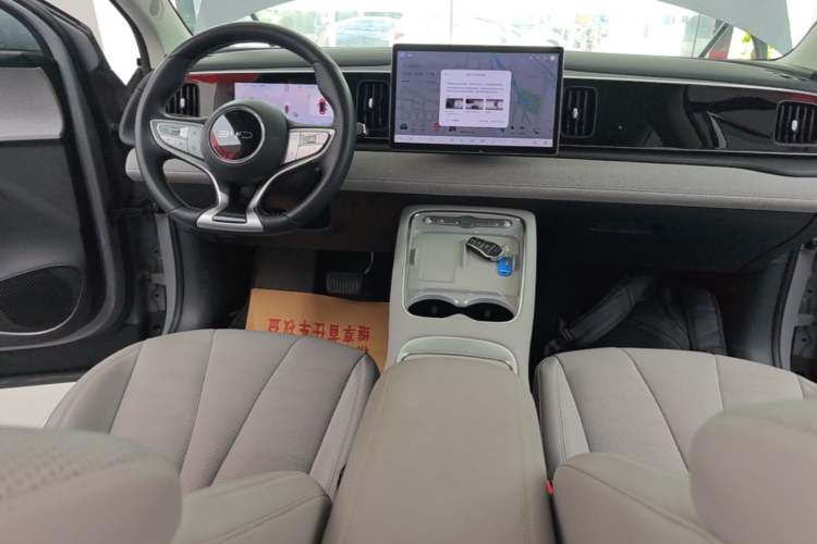 Used BYD Sealion 05 EV 2025 520 km Smart Cruise Version Audio And AC Panel