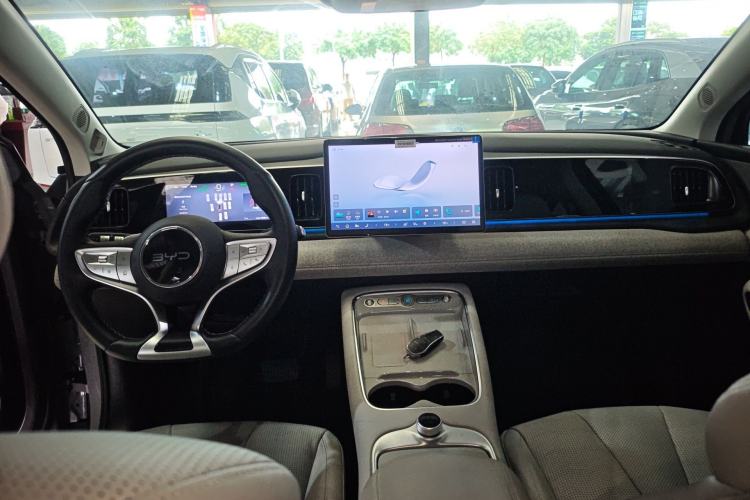 Used BYD Sealion 05 EV 2025 520 km Flagship SmartDrive Version Center Console