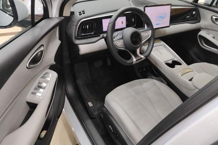 Used BYD Sealion 05 EV 2025 520 km Smart Cruise Version Driver Seat