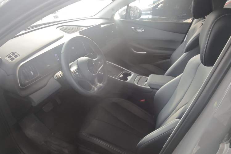 Used BYD Sealion 05 EV 2025 520 km Smart Cruise Version Interior 5