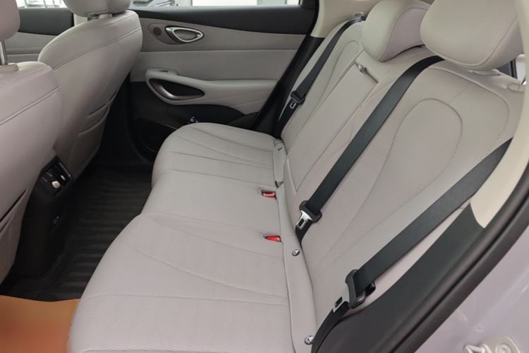 Used BYD Sealion 05 EV 2025 520 km Smart Cruise Version Left Rear Seat