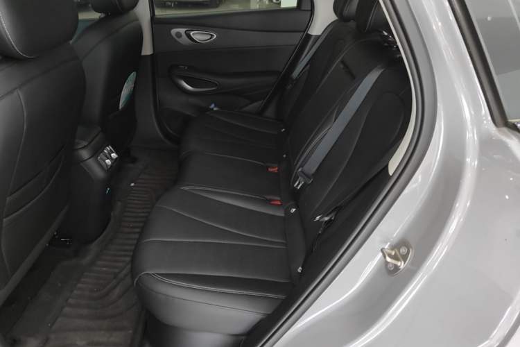 Used BYD Sealion 05 EV 2025 520 km Smart Cruise Version Left Rear Seat