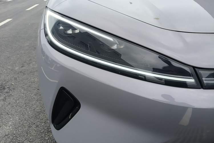 Used BYD Sealion 05 EV 2025 520 km Smart Cruise Version Right Front Headlight