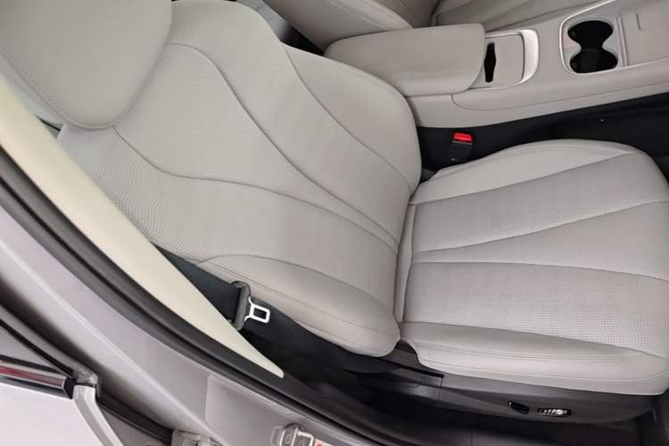 Used BYD Sealion 05 EV 2025 520 km Smart Cruise Version Right Front Seat