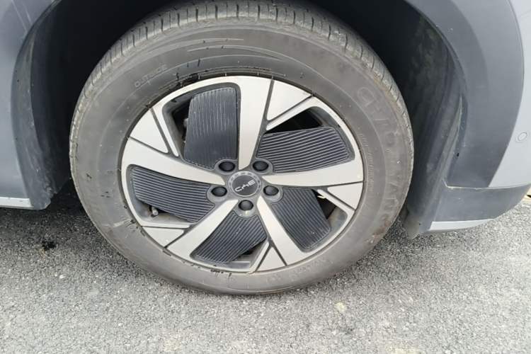Used BYD Sealion 05 EV 2025 520 km Smart Cruise Version Right Front Wheel Hub