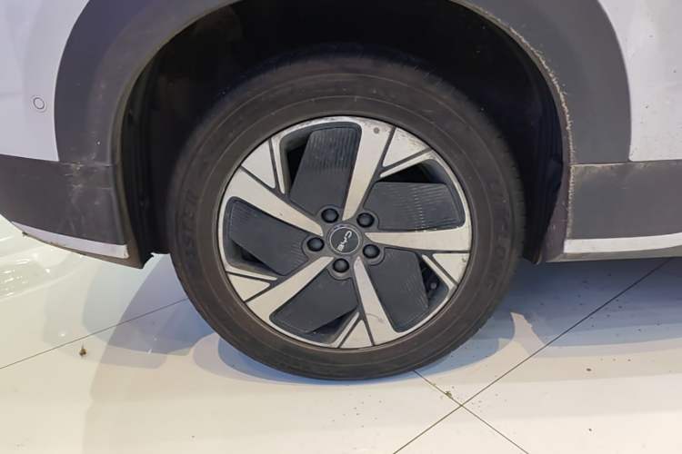 Used BYD Sealion 05 EV 2025 520 km Smart Cruise Version Right Rear Wheel Hub