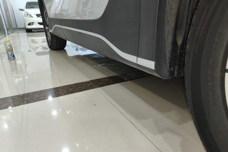 Used BYD Sealion 05 EV 2025 520 km Smart Cruise Version Right Side Sill
