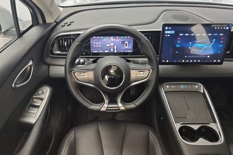 Used BYD Sealion 05 EV 2025 520 km Smart Cruise Version Steering Wheel