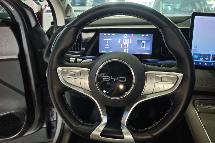 Used BYD Sealion 05 EV 2025 520 km Flagship SmartDrive Version Steering Wheel