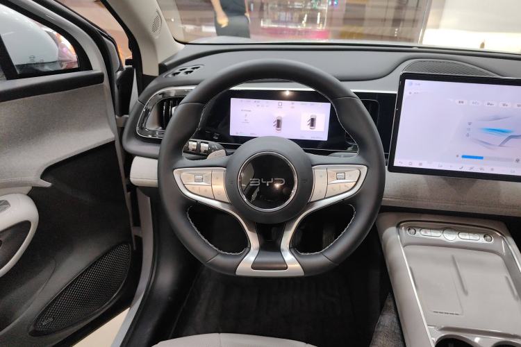 Used BYD Sealion 05 EV 2025 520 km Smart Cruise Version Steering Wheel