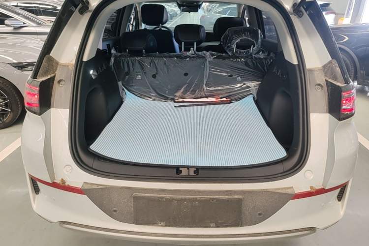 Used BYD Sealion 05 EV 2025 520 km Smart Cruise Version Trunk