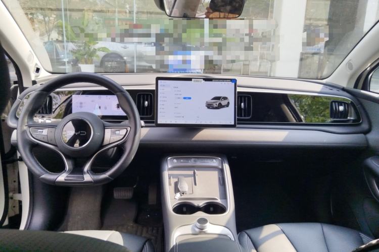 Used BYD Sealion 05 EV 2025 520 km Flagship SmartDrive Version Center Console
