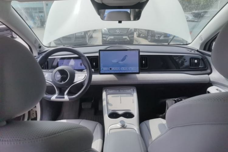 Used BYD Sealion 05 EV 2025 520 km Flagship SmartDrive Version Center Console