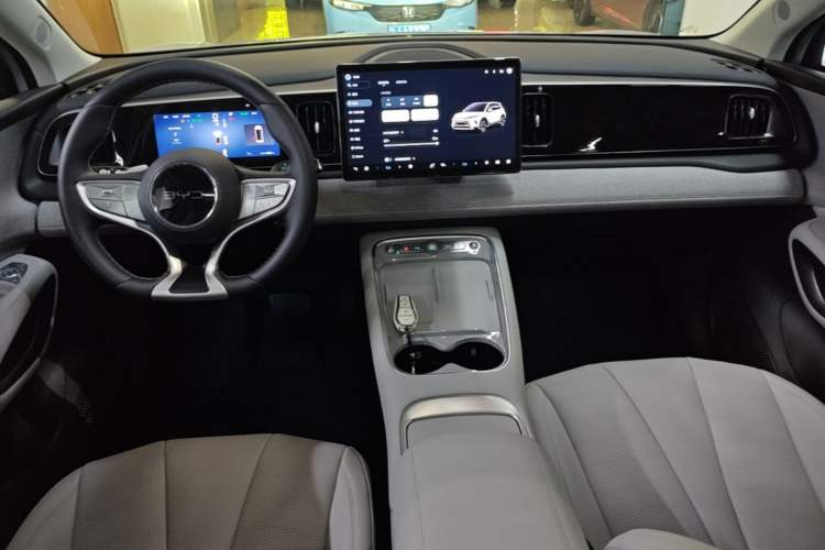 Used BYD Sealion 05 EV 2025 520 km Smart Cruise Version Center Console