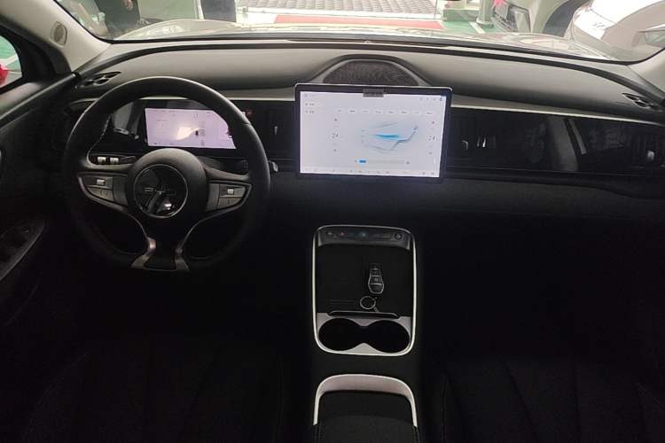 Used BYD Sealion 05 EV 2025 520 km Smart Cruise Version Center Console