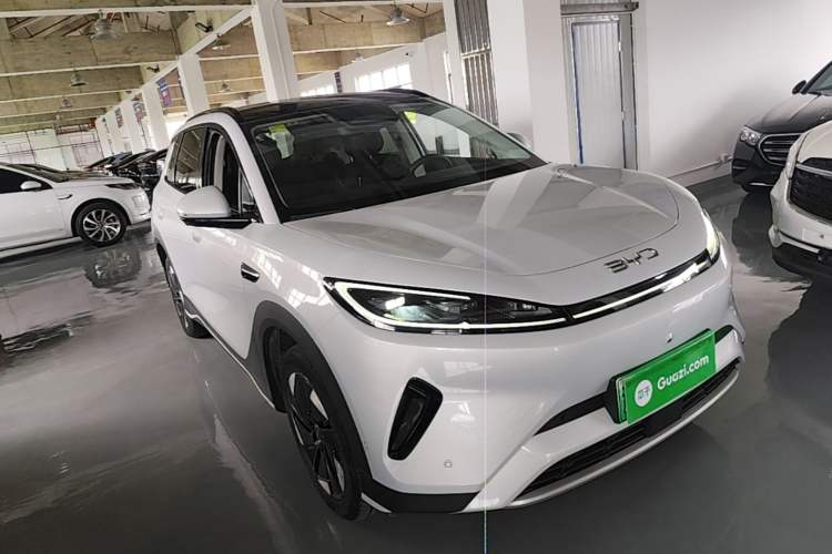 Used BYD Sealion 05 EV 2025 520 km Flagship SmartDrive Version Front Right 45 Deg