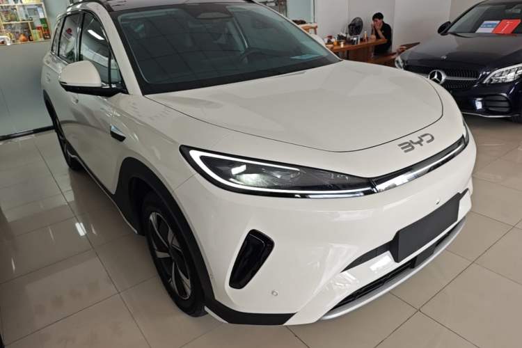 Used BYD Sealion 05 EV 2025 520 km Smart Cruise Version Front Right 45 Deg