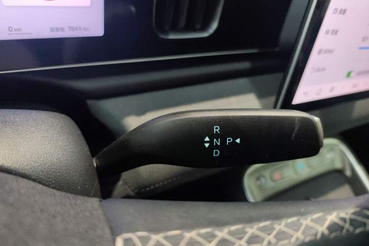 Used BYD Sealion 05 EV 2025 520 km Smart Cruise Version Gear Lever