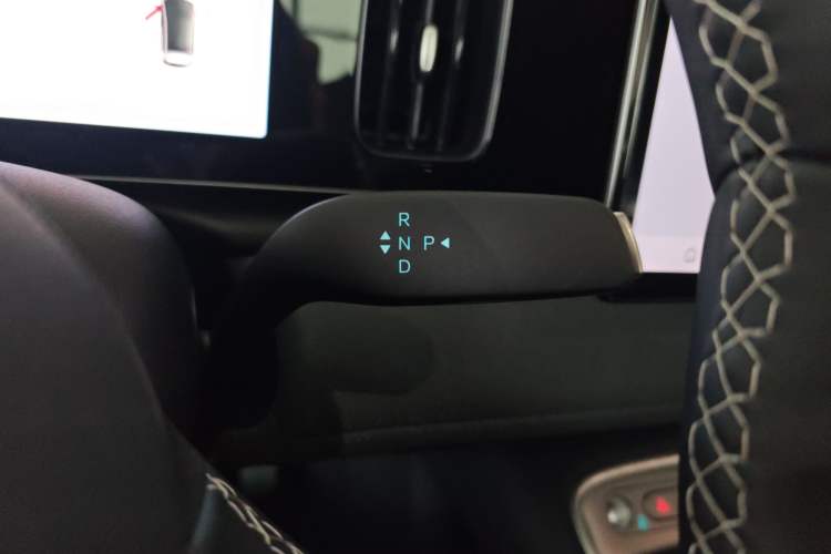 Used BYD Sealion 05 EV 2025 520 km Smart Cruise Version Gear Lever