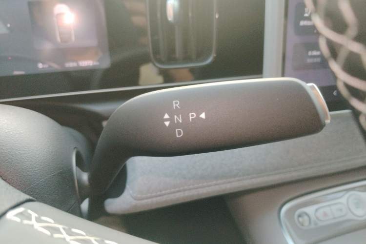 Used BYD Sealion 05 EV 2025 520 km Smart Cruise Version Gear Lever