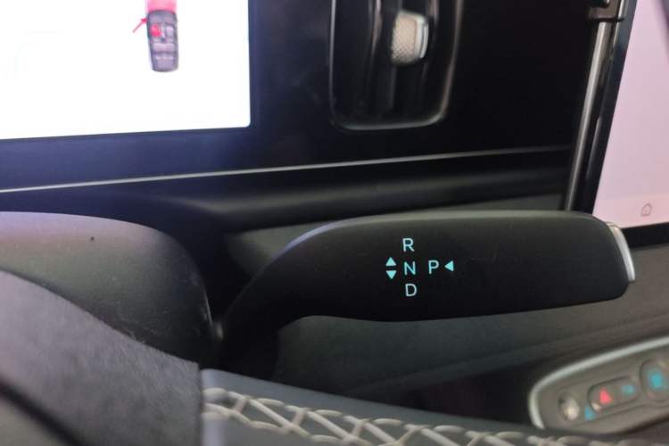 Used BYD Sealion 05 EV 2025 520 km Smart Cruise Version Gear Lever