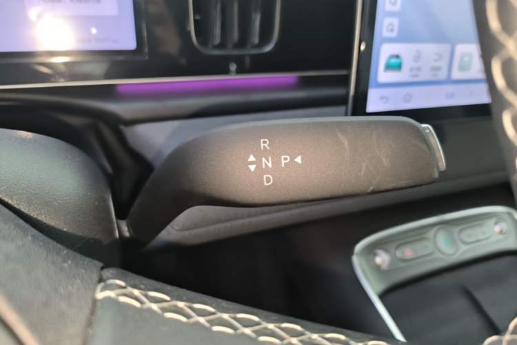 Used BYD Sealion 05 EV 2025 520 km Flagship SmartDrive Version Gear Lever