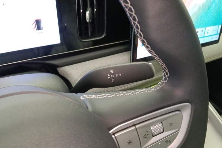 Used BYD Sealion 05 EV 2025 520 km Smart Cruise Version Gear Lever