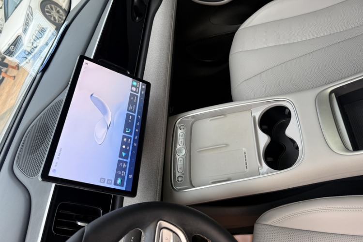 Used BYD Sealion 05 EV 2025 520 km Smart Cruise Version Interior 4
