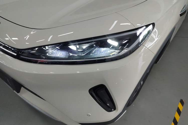 Used BYD Sealion 05 EV 2025 520 km Smart Cruise Version Left Front Headlight