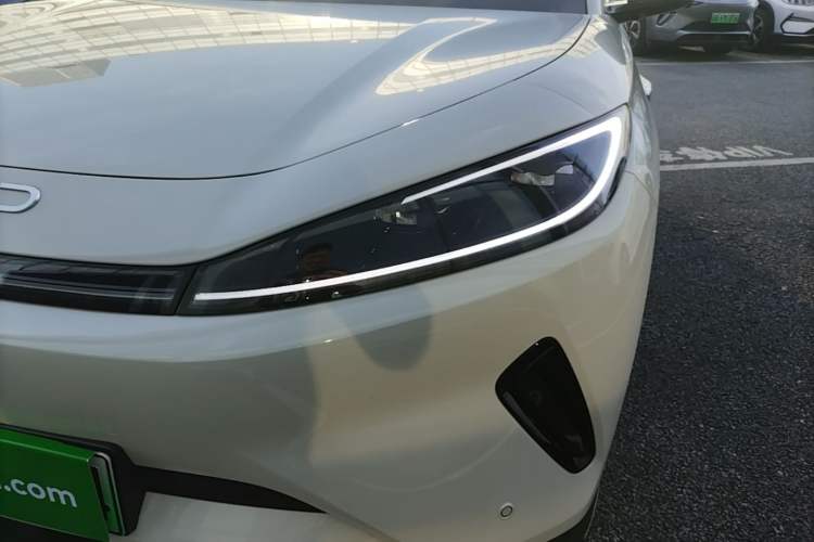 Used BYD Sealion 05 EV 2025 520 km Smart Cruise Version Left Front Headlight