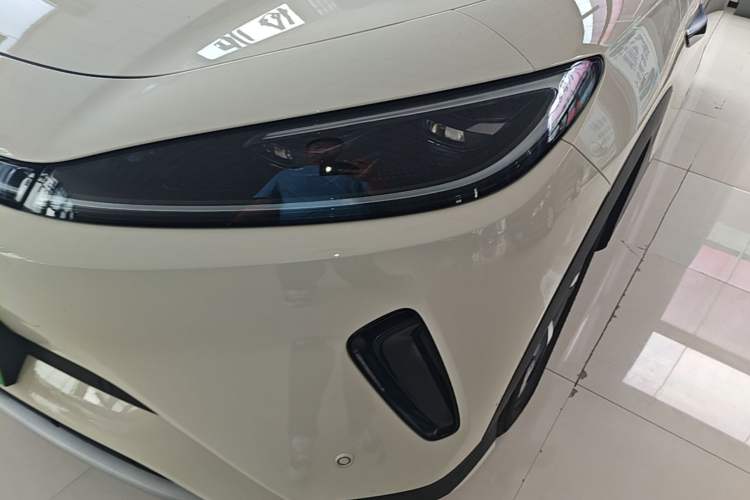 Used BYD Sealion 05 EV 2025 520 km Smart Cruise Version Left Front Headlight