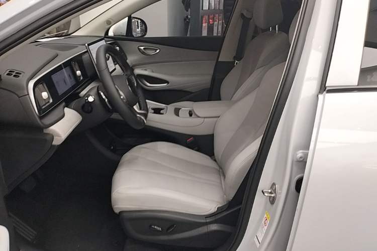 Used BYD Sealion 05 EV 2025 520 km Smart Cruise Version Left Front Seat