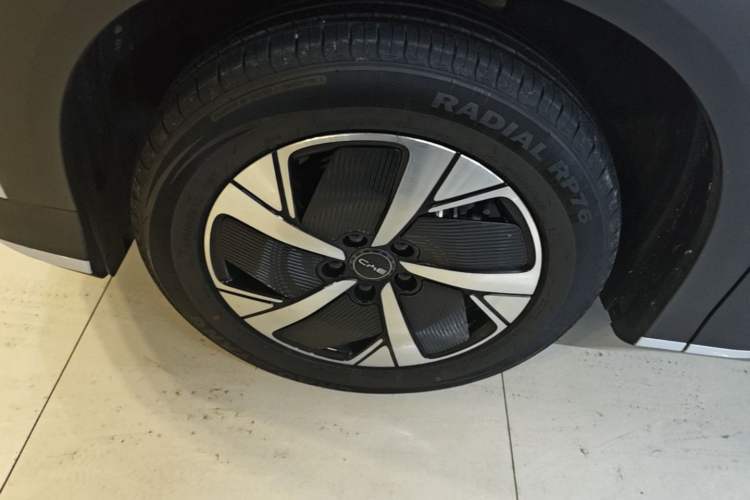 Used BYD Sealion 05 EV 2025 520 km Smart Cruise Version Left Front Wheel Hub