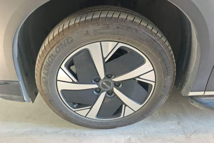 Used BYD Sealion 05 EV 2025 520 km Smart Cruise Version Left Front Wheel Hub