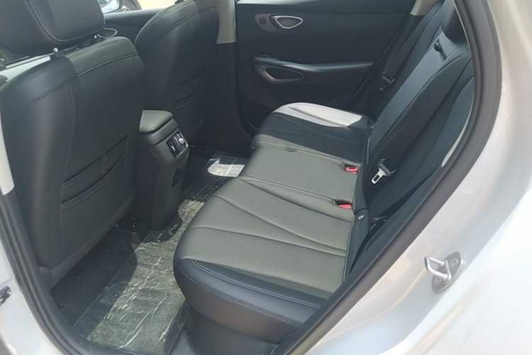 Used BYD Sealion 05 EV 2025 520 km Smart Cruise Version Left Rear Seat