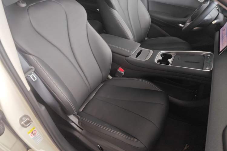 Used BYD Sealion 05 EV 2025 520 km Smart Cruise Version Right Front Seat