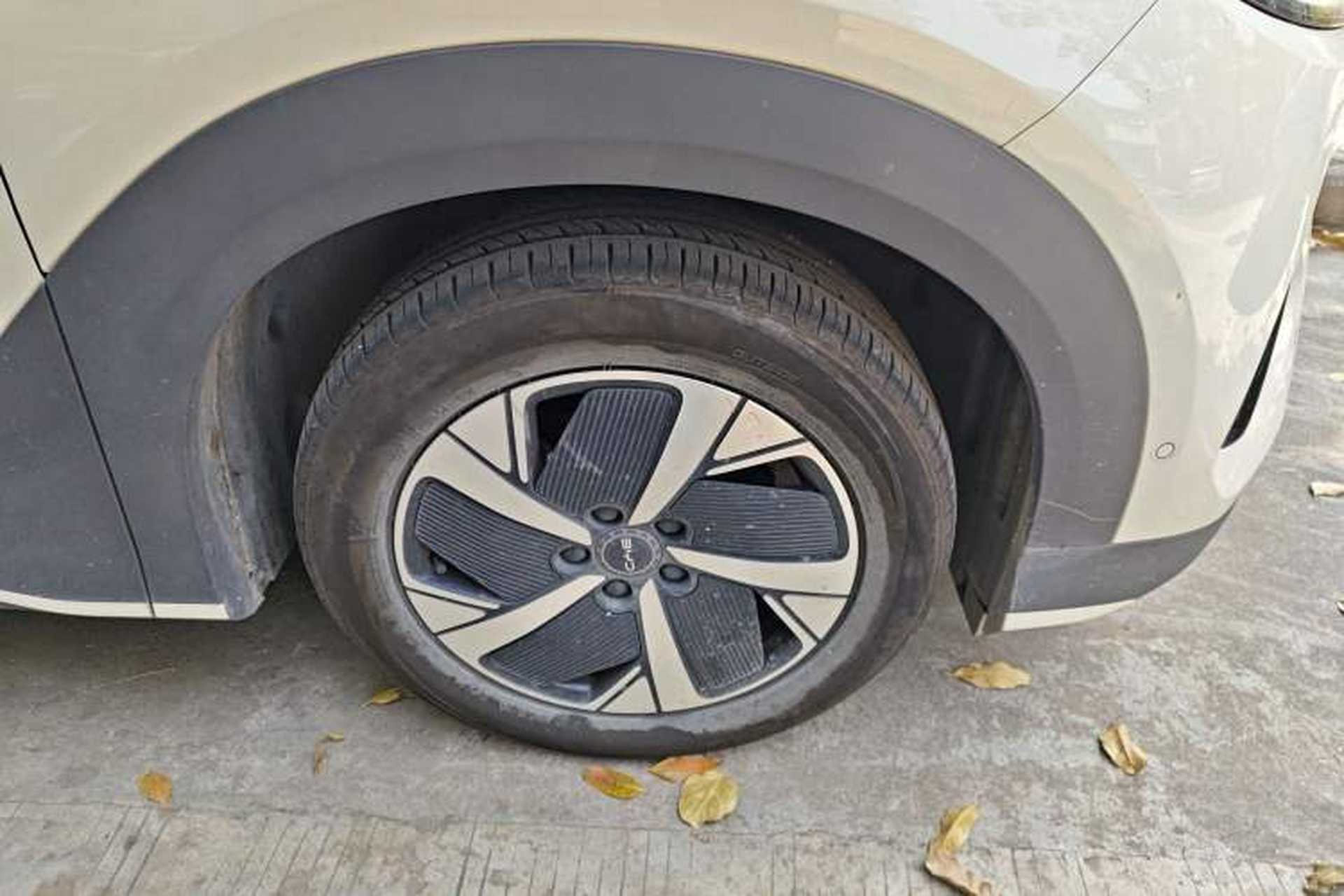 Used BYD Sealion 05 EV 2025 520 km Smart Cruise Version Right Front Wheel Hub