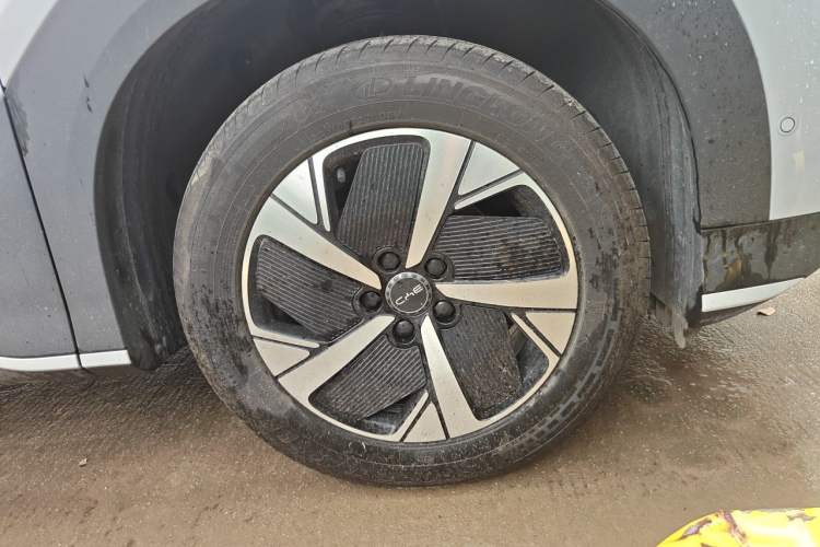 Used BYD Sealion 05 EV 2025 520 km Smart Cruise Version Right Front Wheel Hub