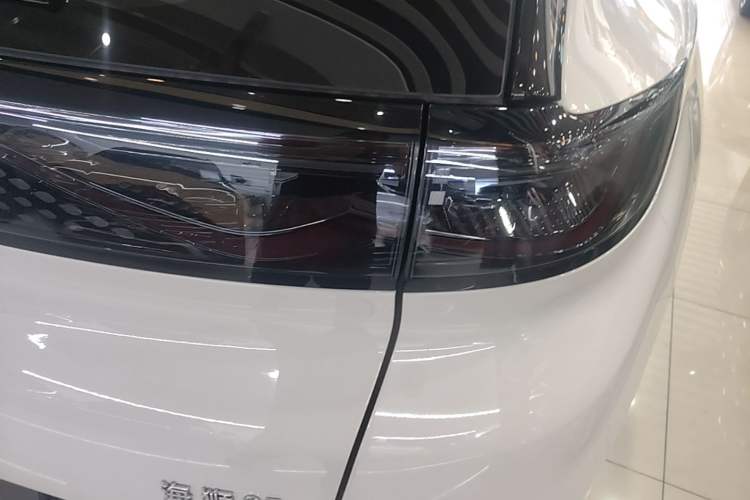 Used BYD Sealion 05 EV 2025 520 km Smart Cruise Version Right Rear Taillight